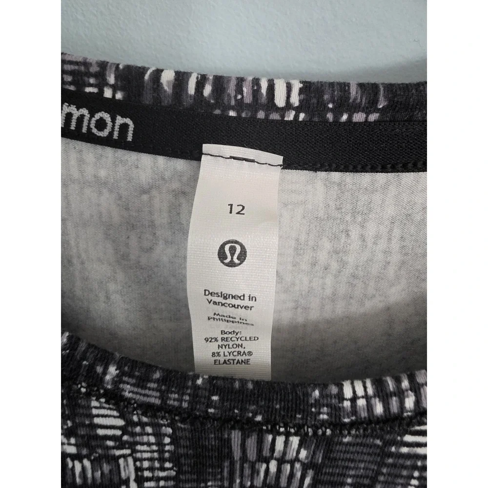 NWT Lululemon It's Rulu Run Long Sleeve Shirt Black White Print Womens 12